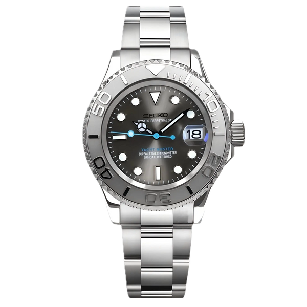 Yachteiko Silver - front dial view | The Golden Mods