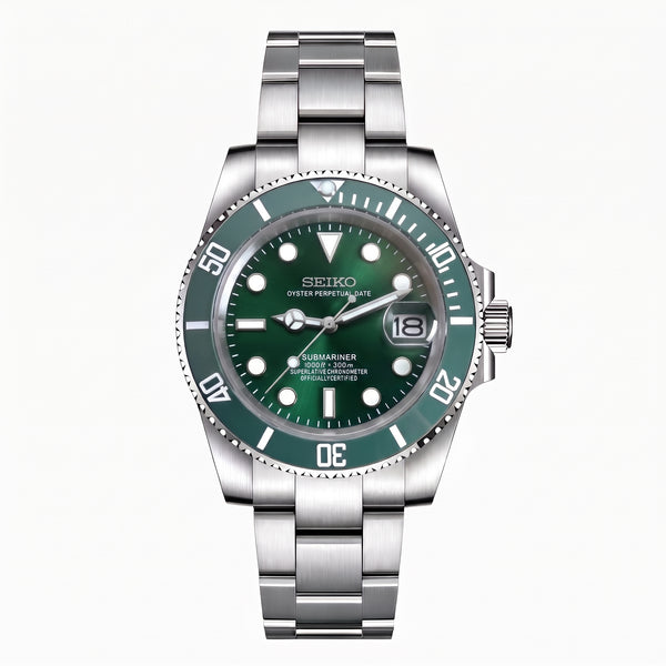Seikomariner Hulk Seiko mod watch – green dial, front view