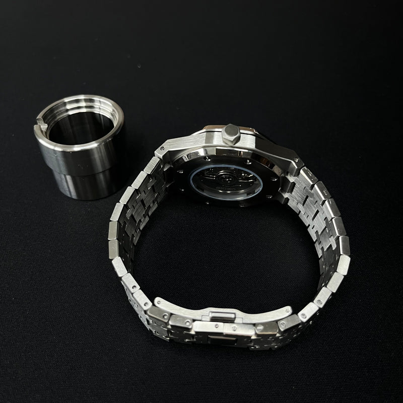 Seikoak White - wrist shot | The Golden Mods