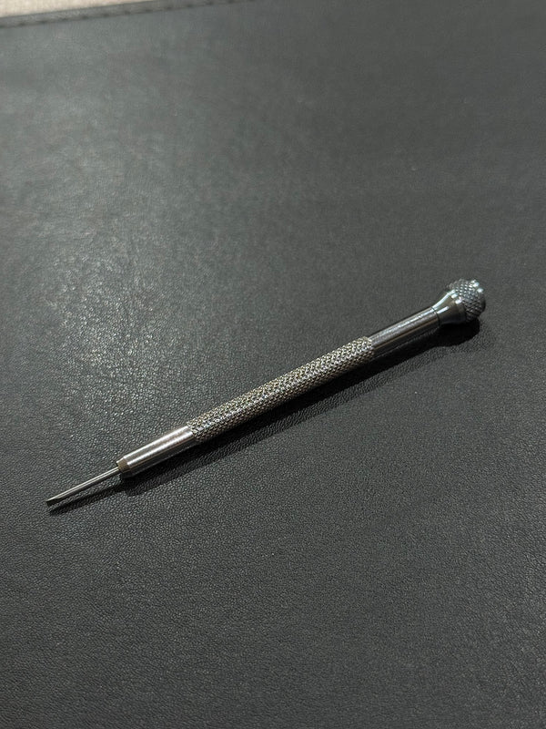 Link Screwdriver Tool