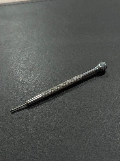 Link Screwdriver Tool