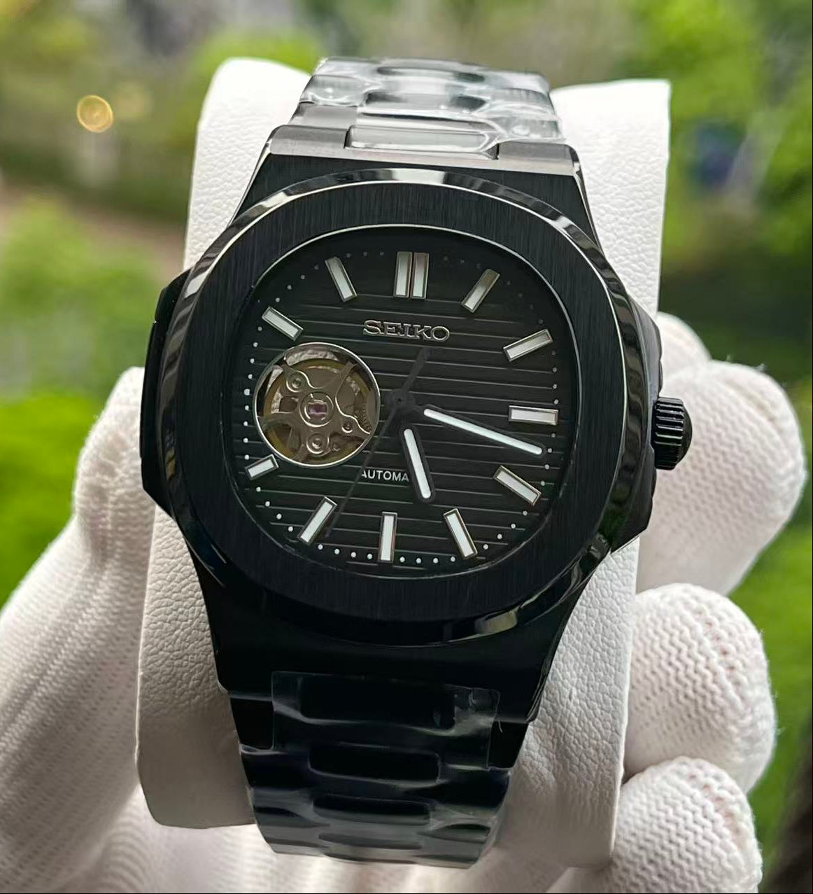 Nautiko | Full Black Open Heart