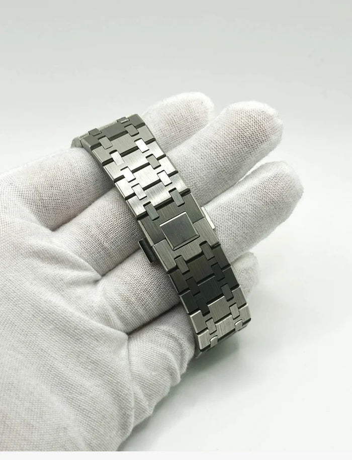 Seikoak | Skeleton