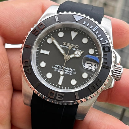 Yachteiko Stainless Steel - front dial view | The Golden Mods