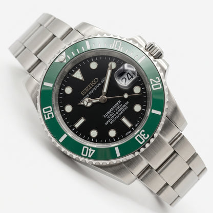 Seikomariner Starbucks Seiko mod watch side angle | The Golden Mods