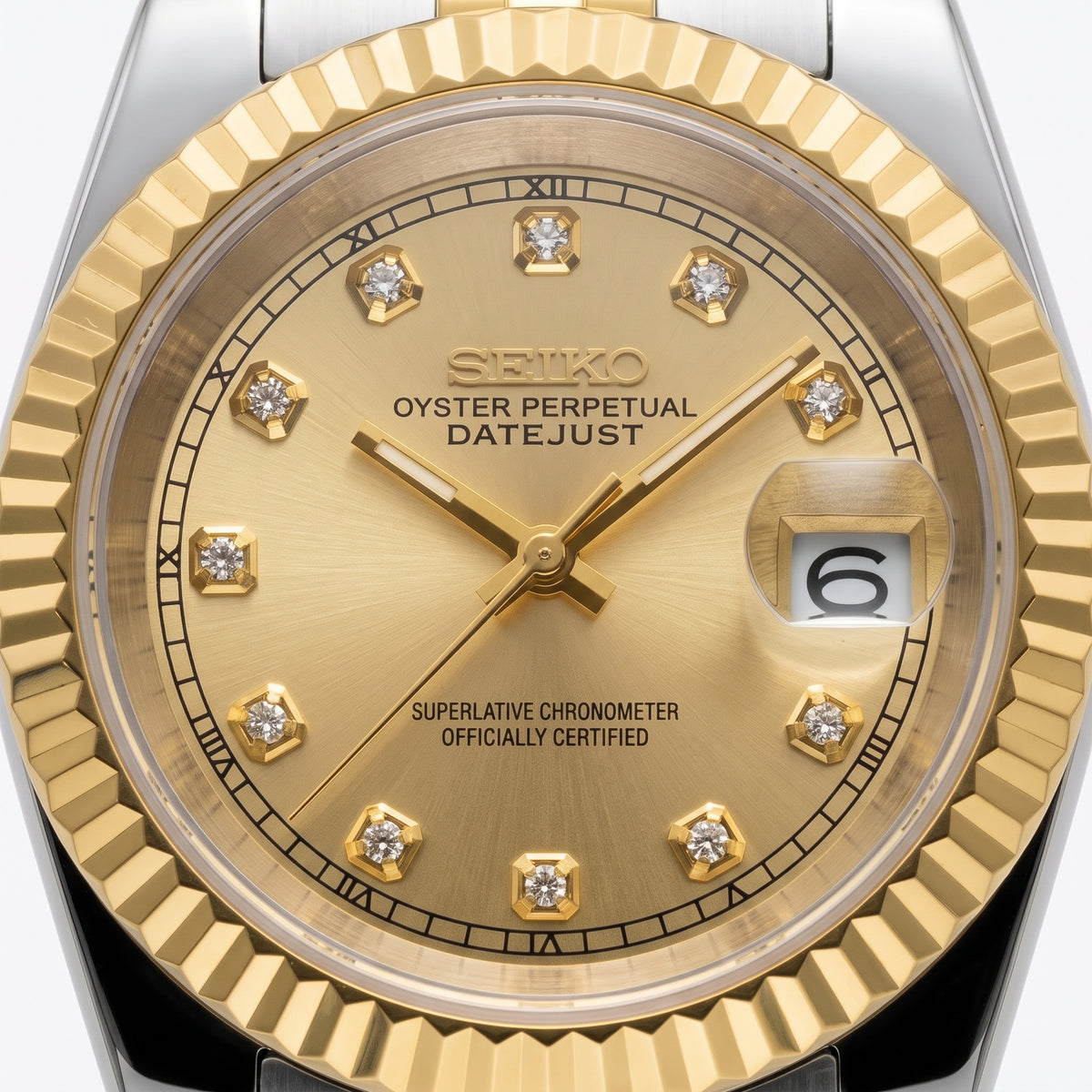 Seikojust Two Tones Champagne Seiko mod watch side angle | The Golden Mods