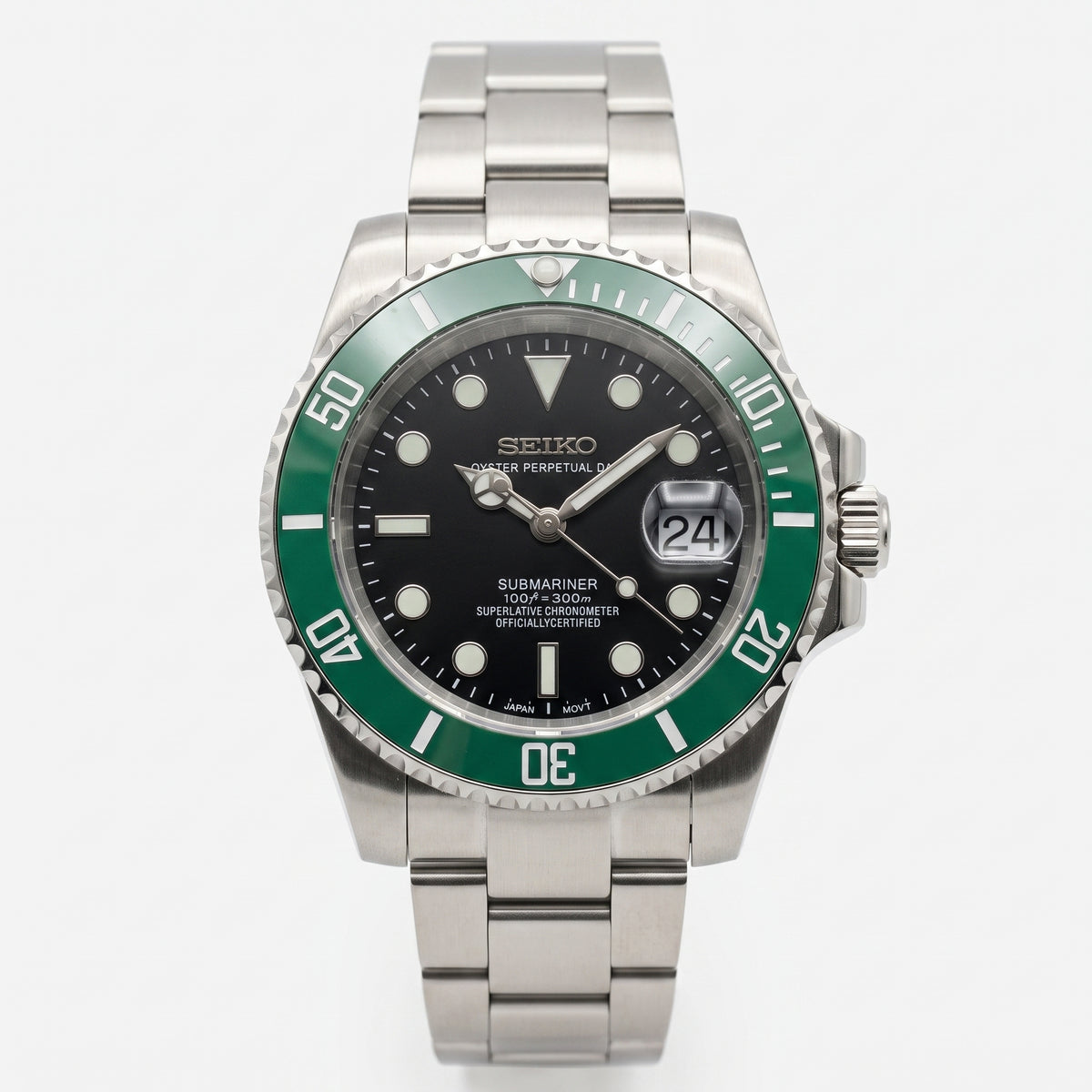 Seikomariner Starbucks Seiko mod watch front view | The Golden Mods