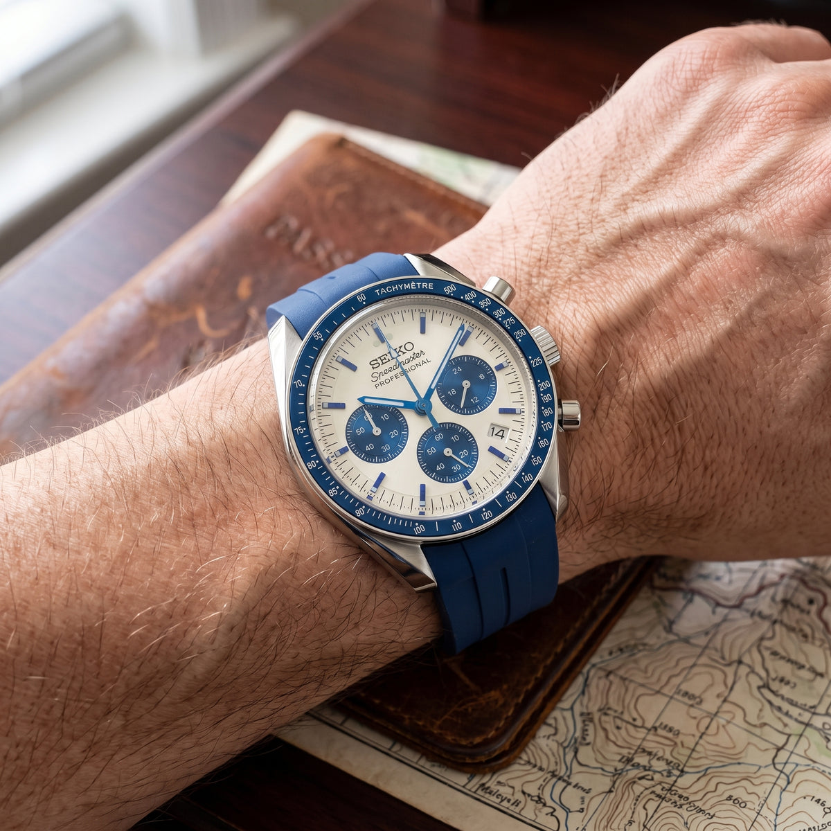 Seikomaster Snoopy Blue Seiko mod watch detail shot | The Golden Mods