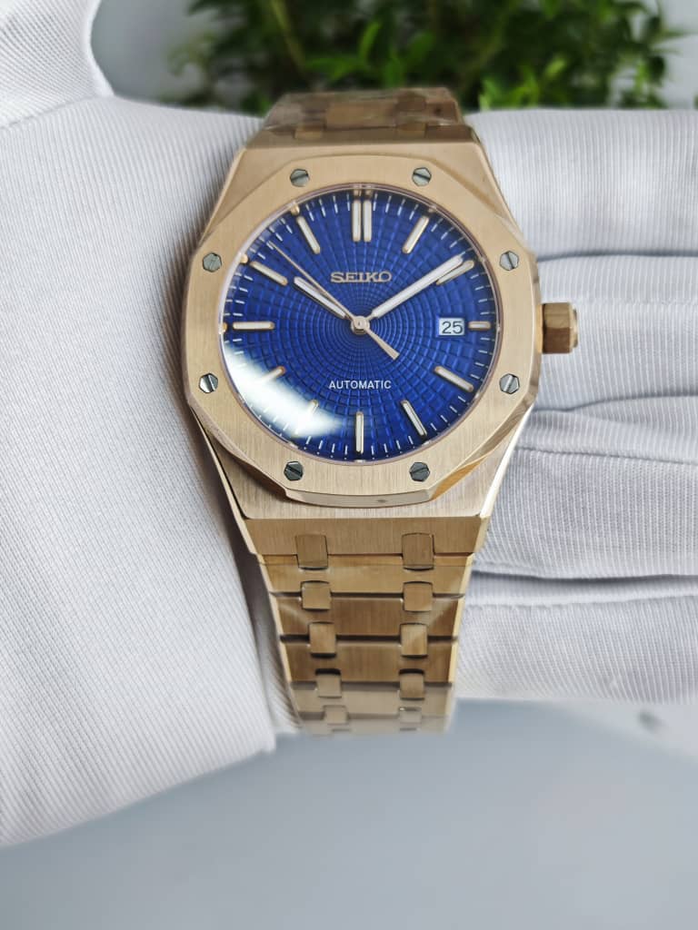 Seikoak | Rose Gold and Navy Blue