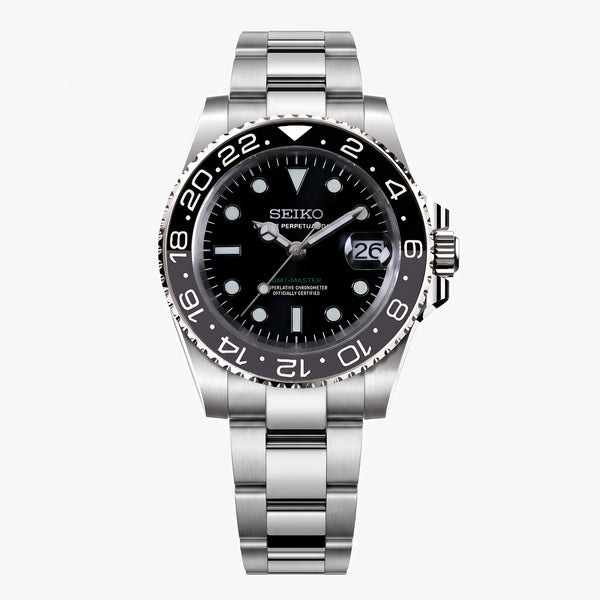 Seikomariner Bruce Wayne Seiko mod watch side angle | The Golden Mods