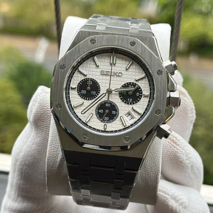 Seikoak | Panda Chronograph